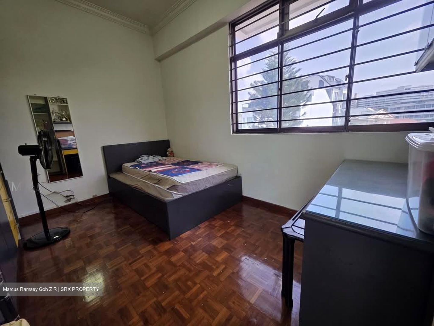 Robey Crescent (D19), Terrace #611275011